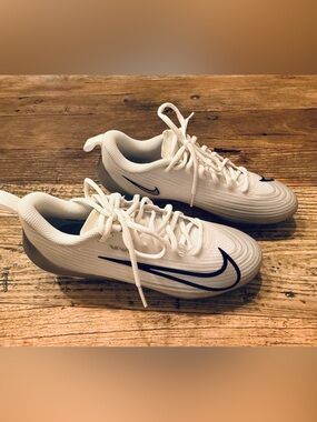 NWOB Nike Vapor Speed Cleats - Size 6.5 W